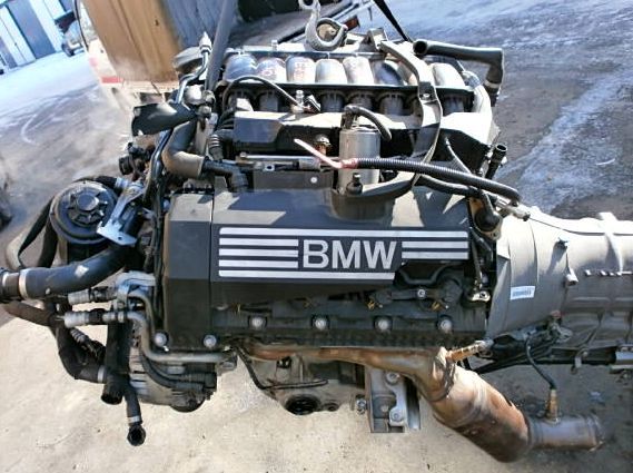  BMW N62B48B :  1